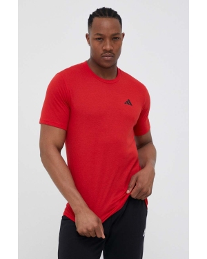 adidas Performance t-shirt treningowy Train Essentials Feelready kolor czerwony gładki