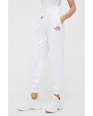Armani Exchange spodnie dresowe kolor biały gładkie
