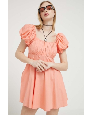 Abercrombie & Fitch sukienka kolor pomarańczowy mini rozkloszowana