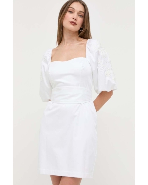 Guess sukienka kolor biały mini prosta