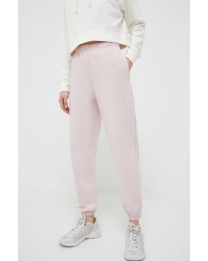 New Balance spodnie dresowe bawełniane kolor różowy gładkie WP31503SOI-SOI
