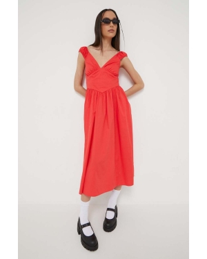 Abercrombie & Fitch sukienka kolor czerwony midi rozkloszowana