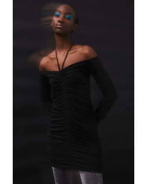 Medicine sukienka kolor czarny mini dopasowana