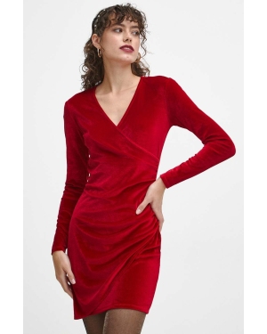 Medicine sukienka kolor czerwony mini dopasowana