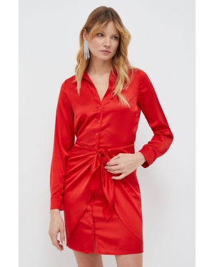 Guess sukienka kolor czerwony mini prosta