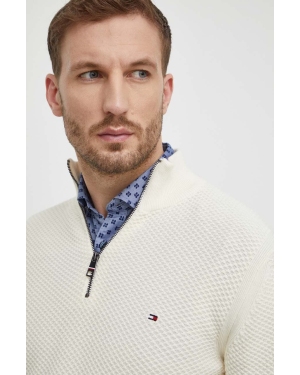 Tommy Hilfiger sweter bawełniany kolor beżowy lekki z półgolfem