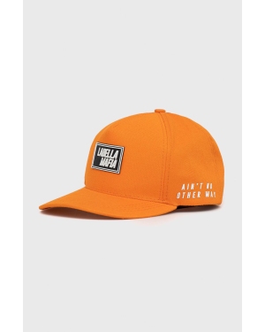 LaBellaMafia czapka bawełniana kolor pomarańczowy z aplikacją