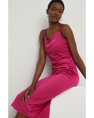 Answear Lab sukienka X kolekcja limitowana SISTERHOOD kolor różowy midi dopasowana